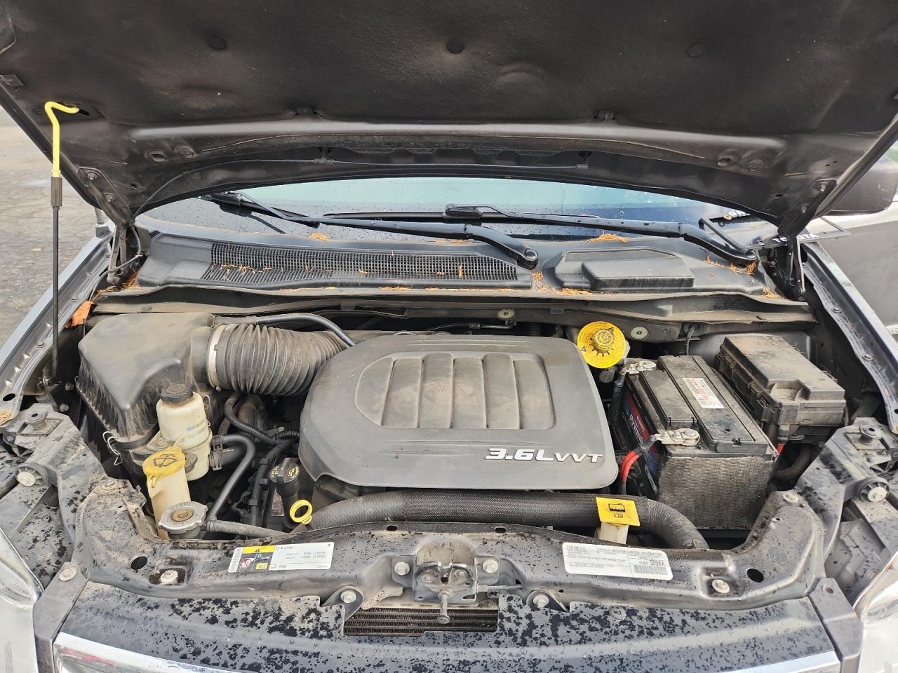 CHRYSLER TOWN & COUNTRY TOURING