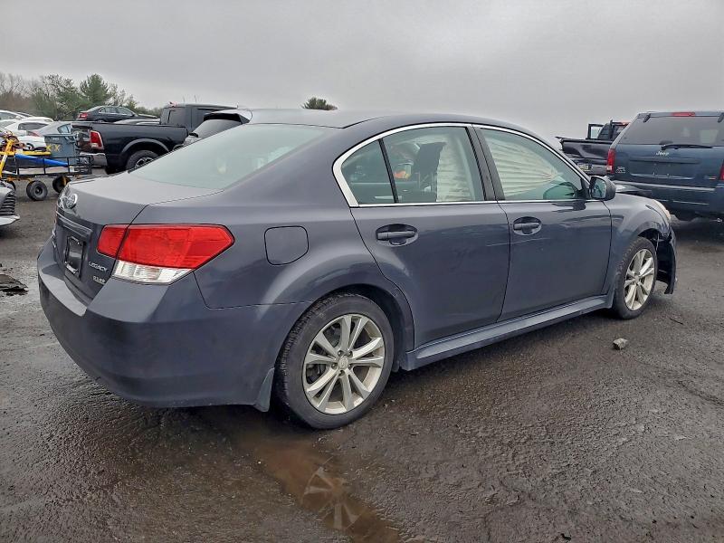 2013 SUBARU LEGACY 2.5 #3302794914