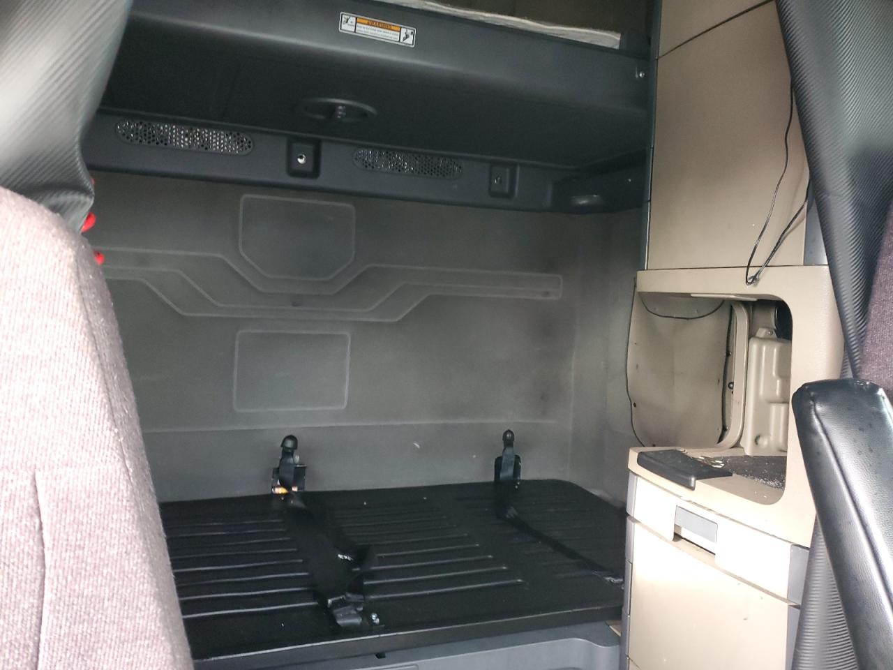 Lot #3285846565 2018 FREIGHTLINER CASCADIA 1