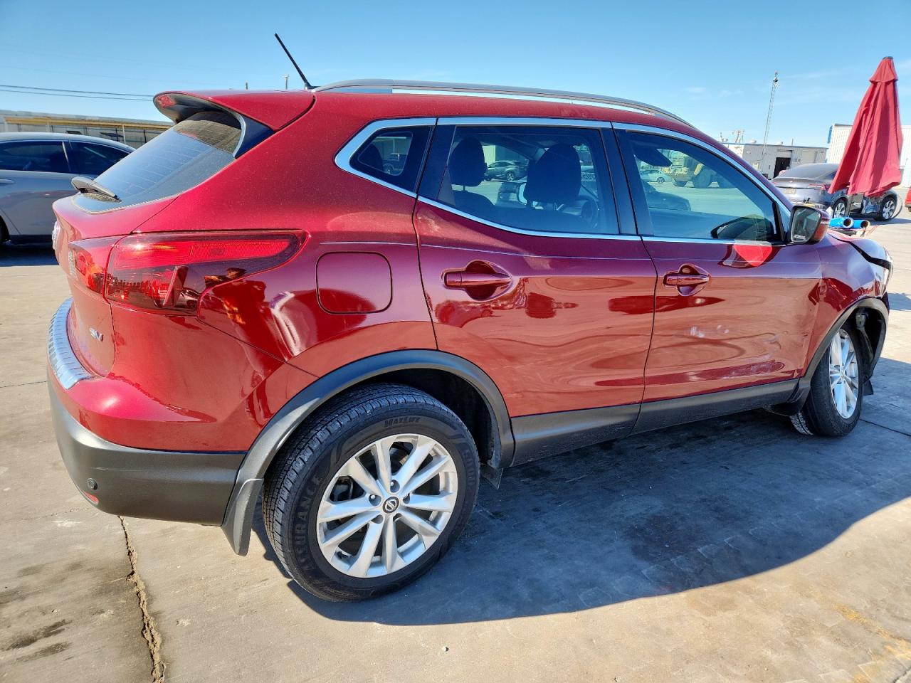 NISSAN ROGUE SPORT S