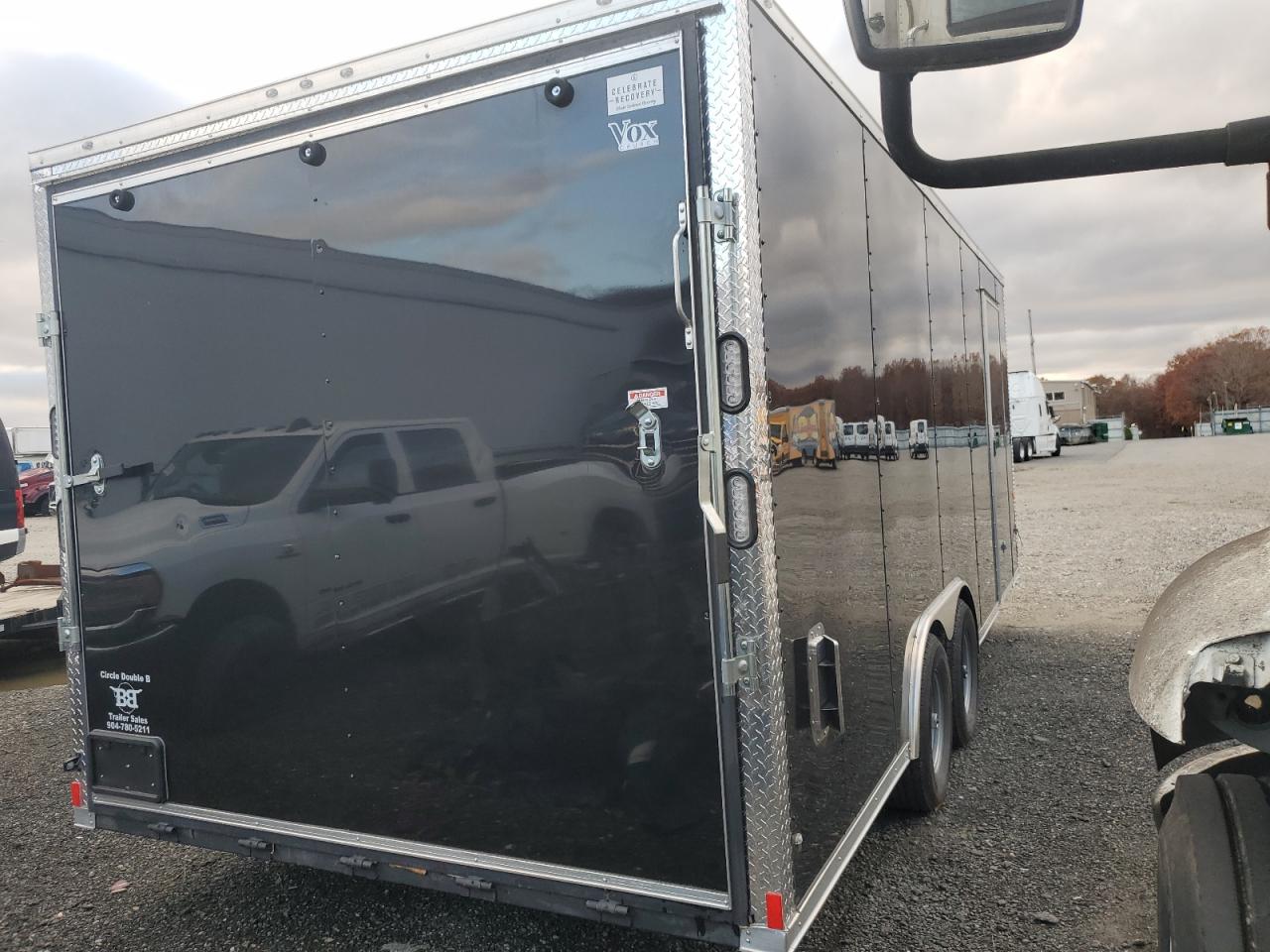 Lot #3317743081 2025 REFU UNKNOWN