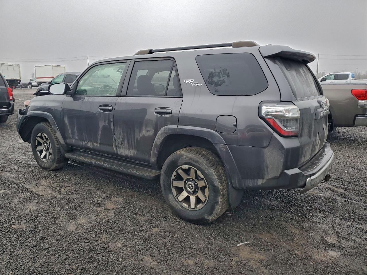 TOYOTA 4RUNNER SR5/SR5 PREMIUM