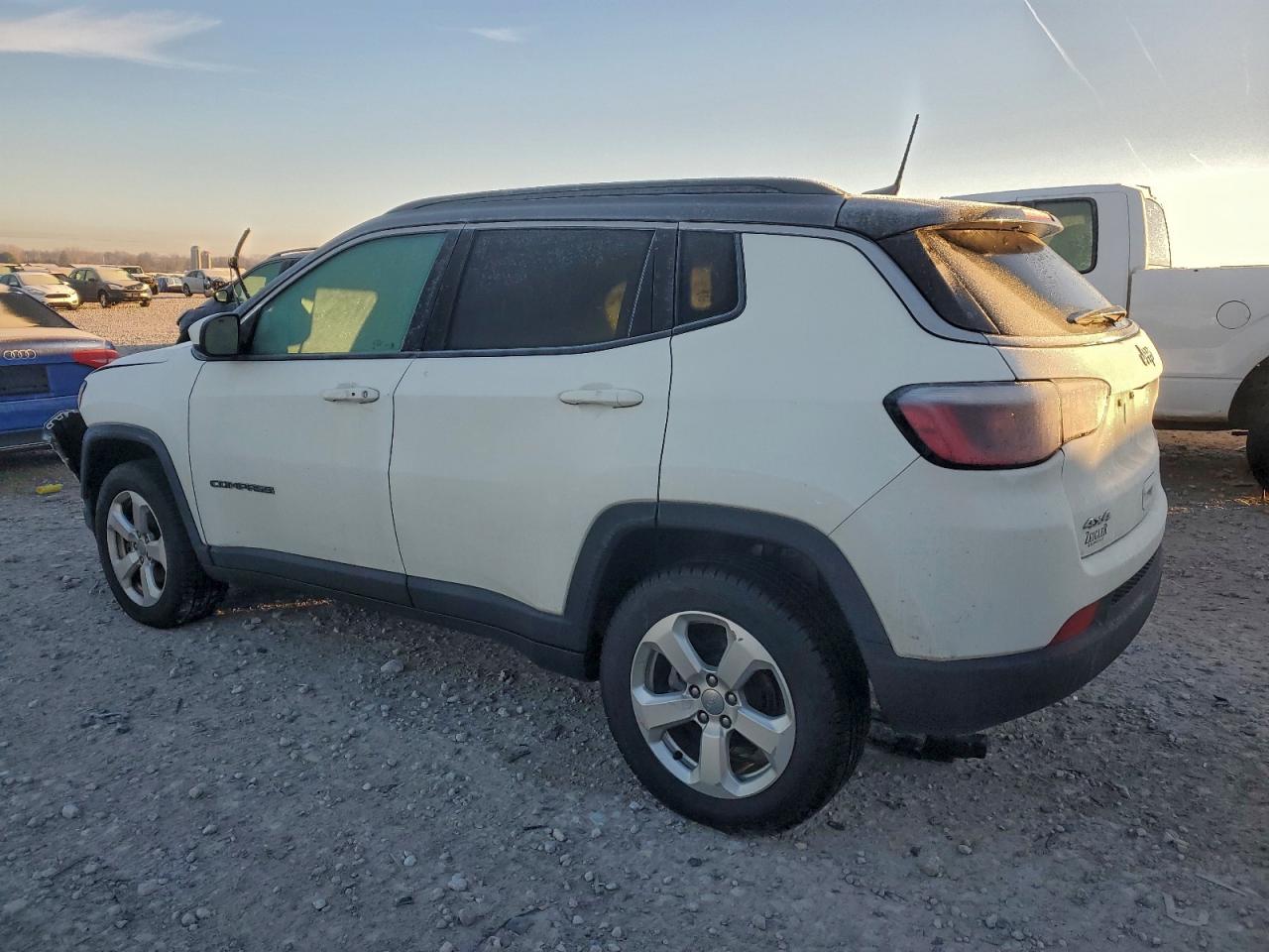 JEEP COMPASS LATITUDE