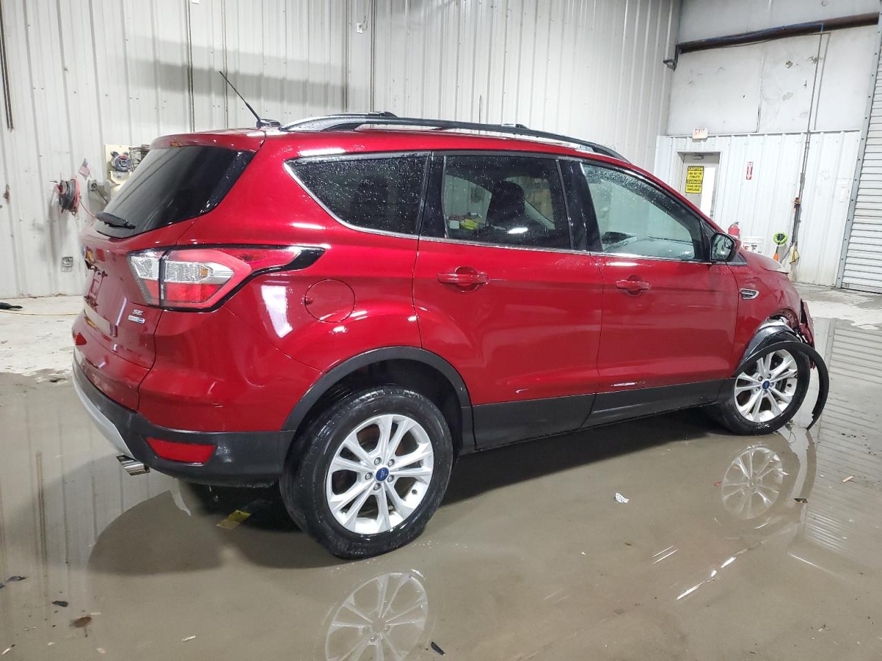 FORD ESCAPE SE