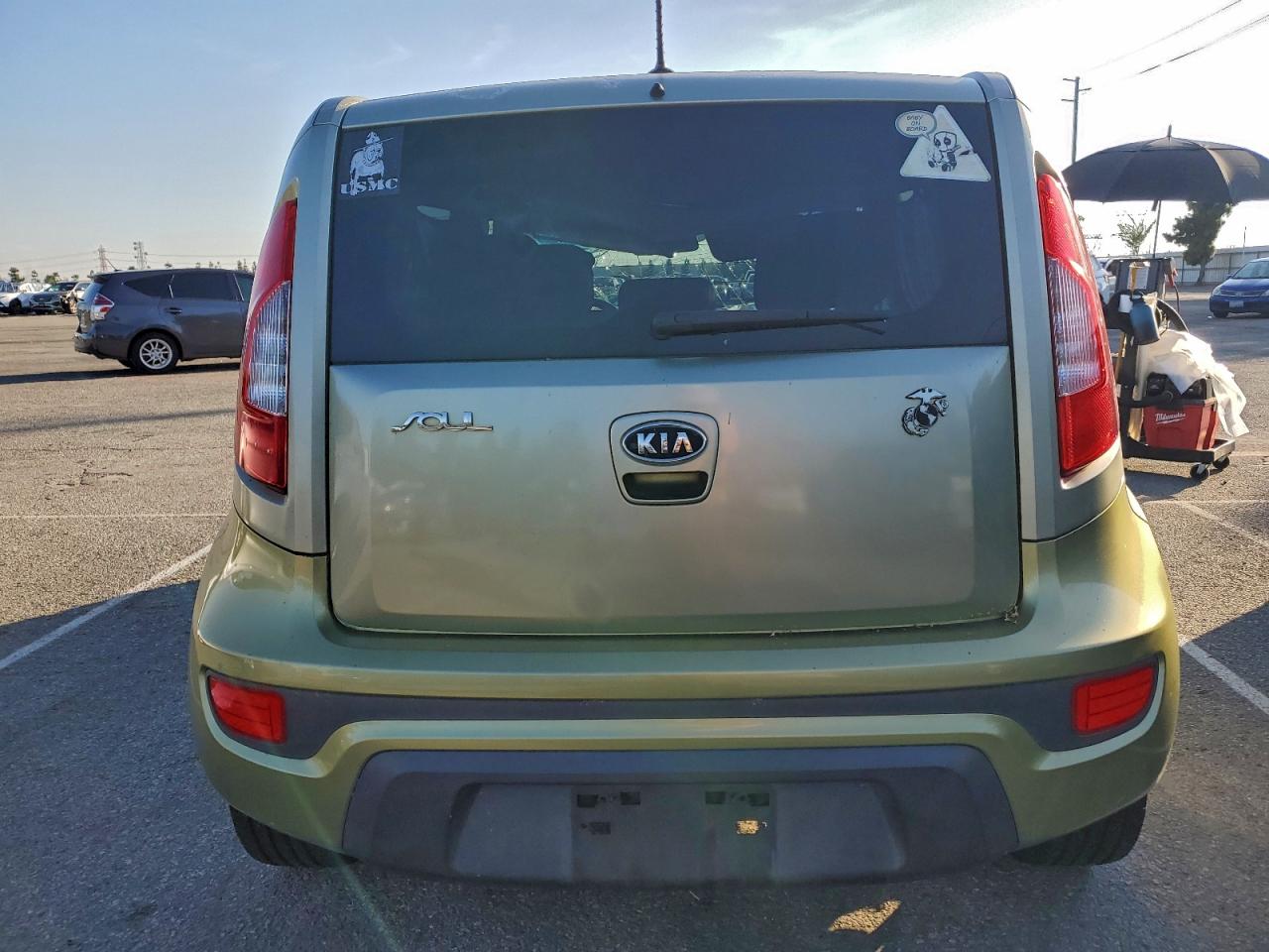 KIA SOUL +