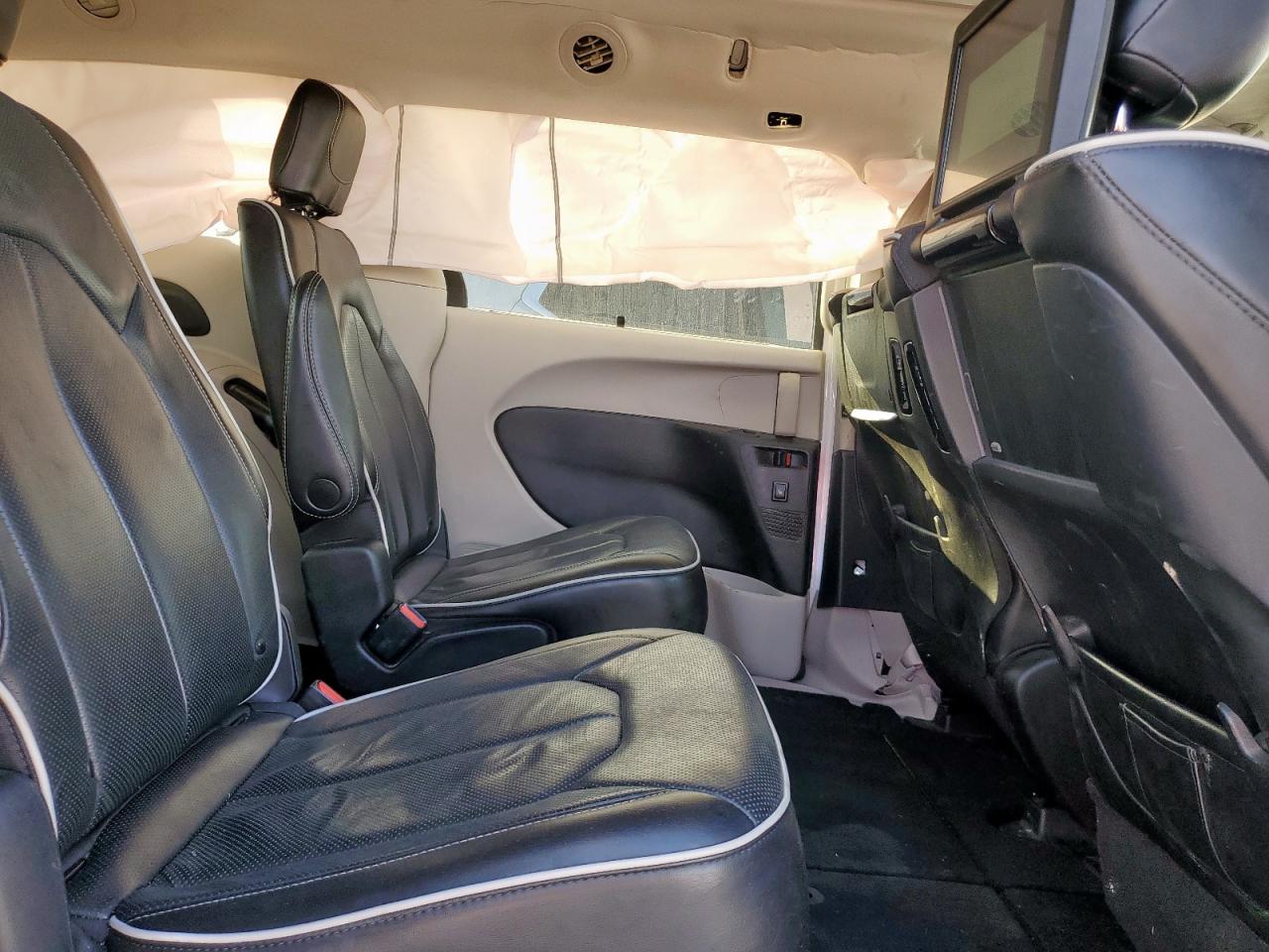 CHRYSLER PACIFICA LIMITED