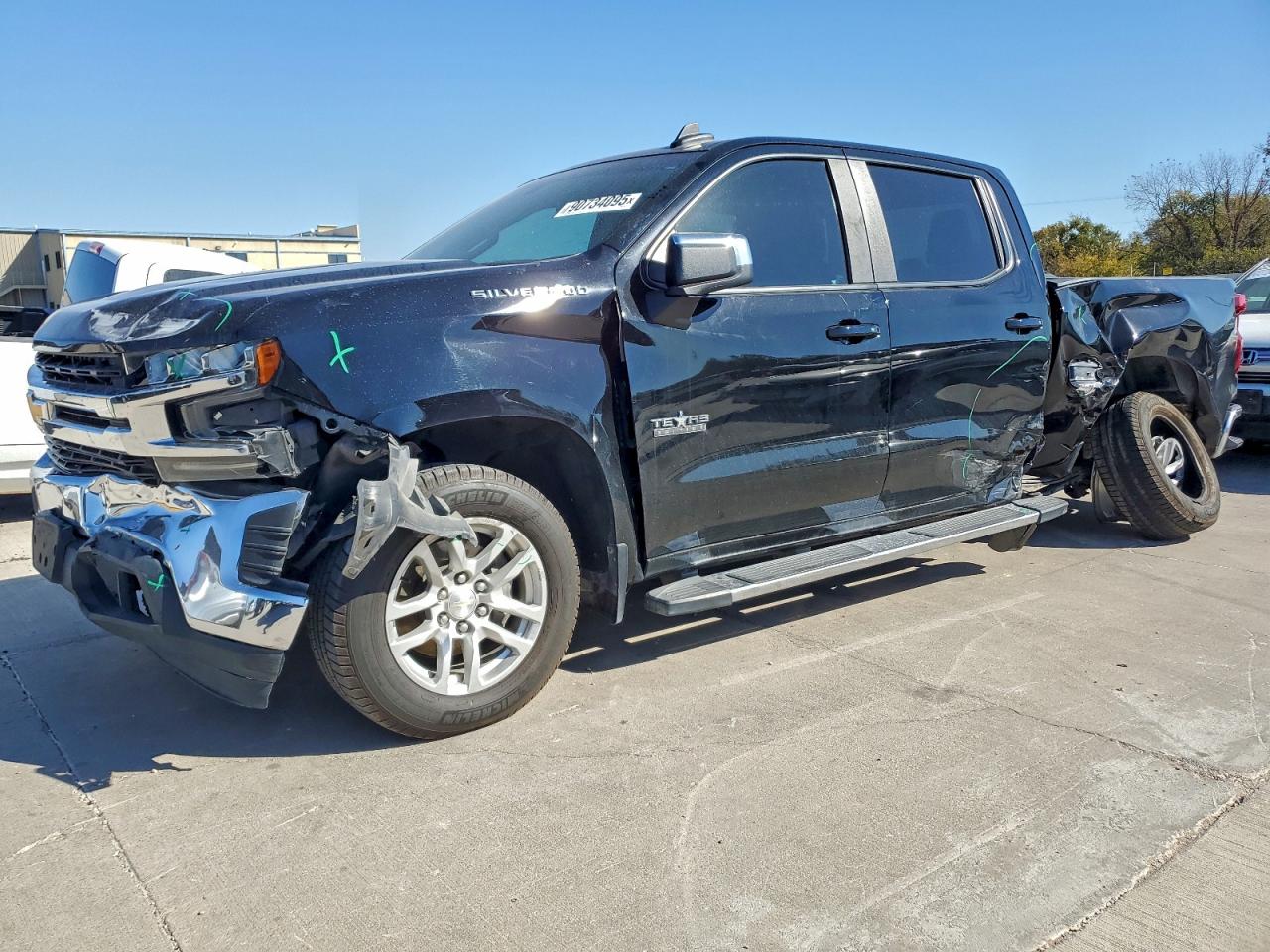 CHEVROLET SILVERADO C1500 LT
