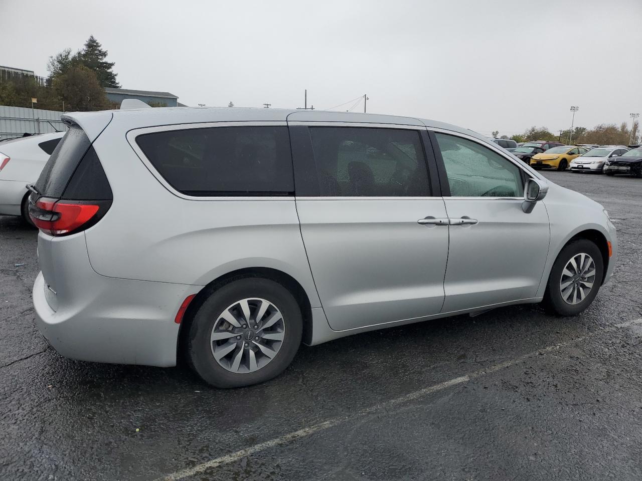 CHRYSLER PACIFICA HYBRID TOURING L