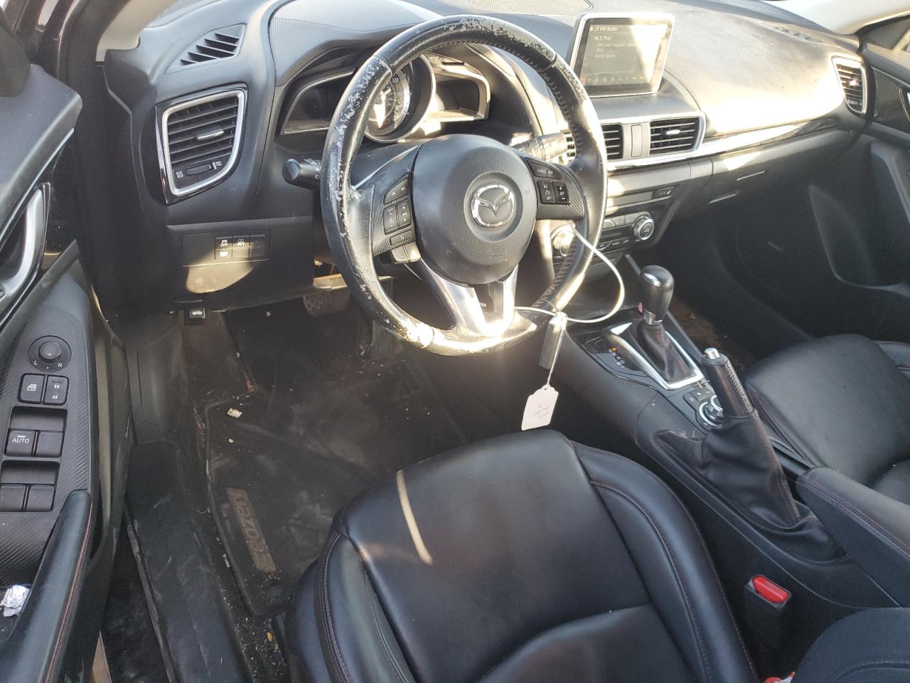 MAZDA 3 GRAND TOURING