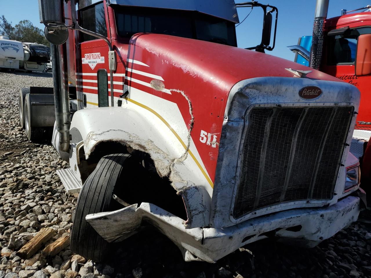 Lot #3302877892 2006 PETERBILT 385