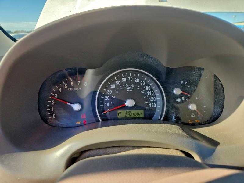 2010 KIA SEDONA LX #3303046673