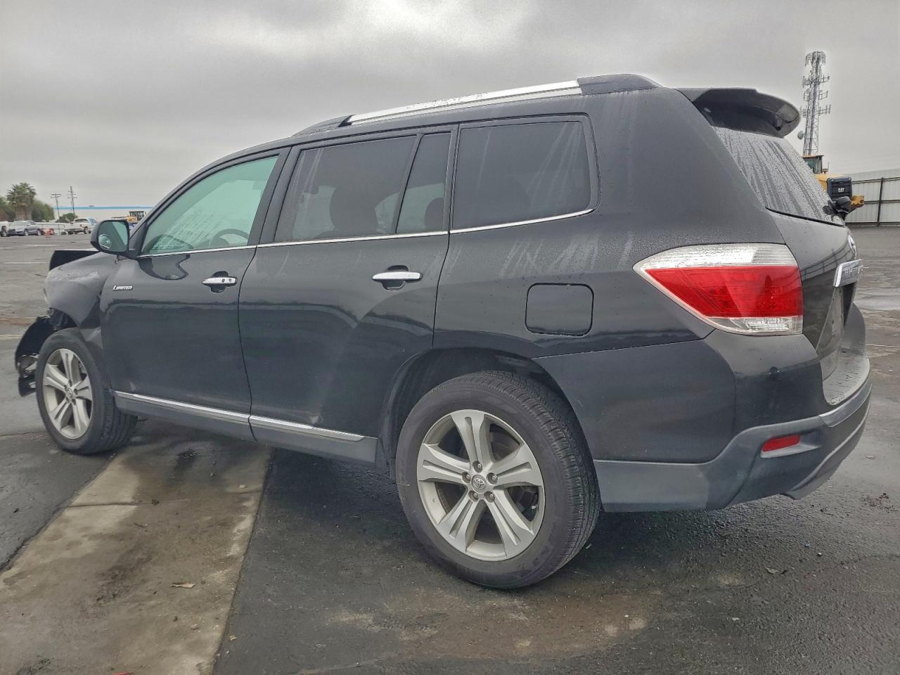 TOYOTA HIGHLANDER LIMITED