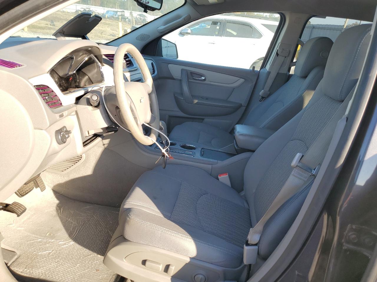 CHEVROLET TRAVERSE LS