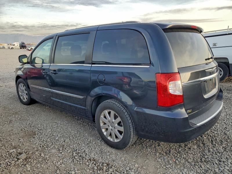 2013 CHRYSLER TOWN & COU #3301853957