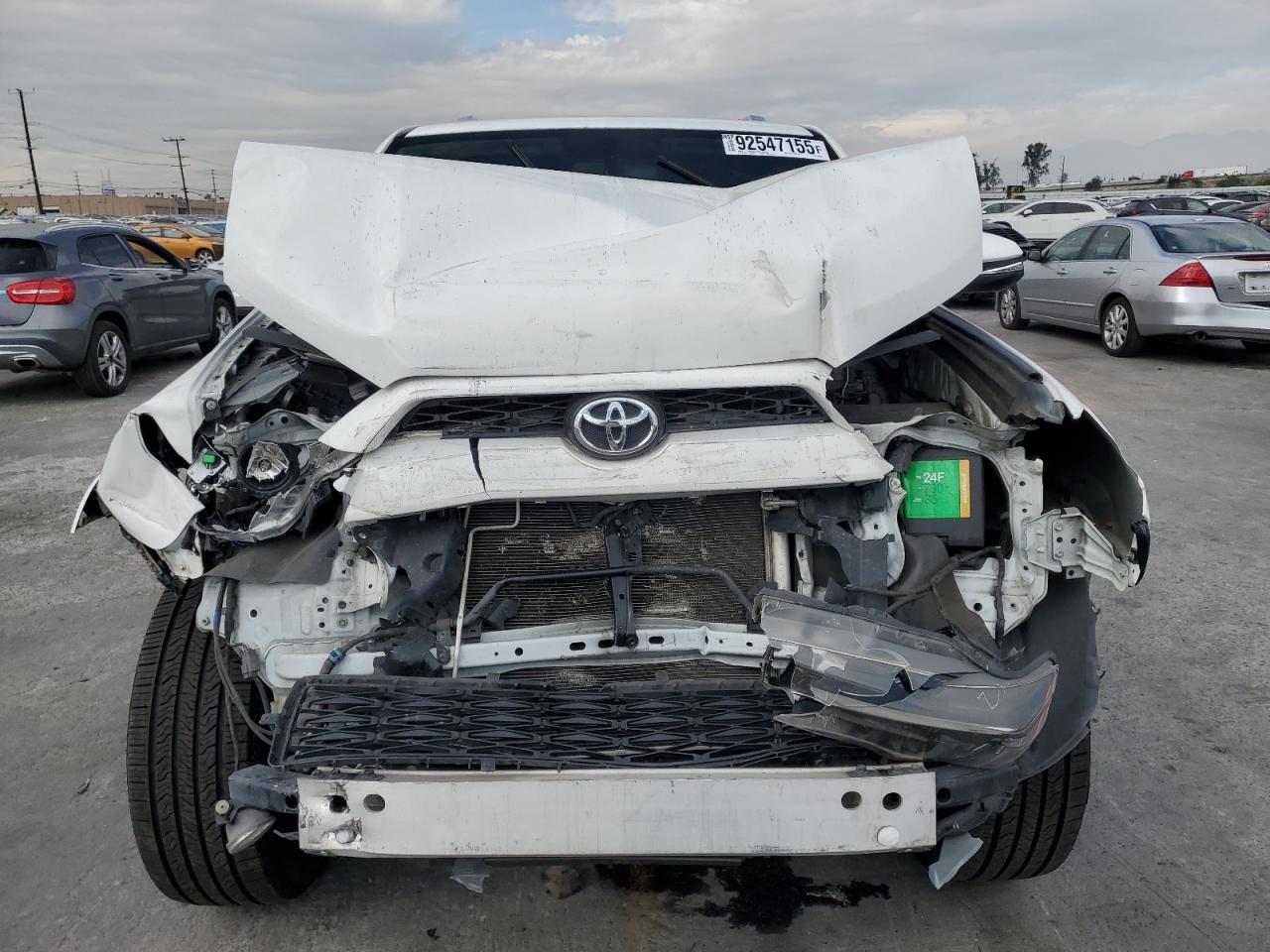 TOYOTA 4RUNNER SR5/SR5 PREMIUM