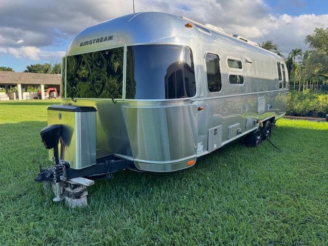 Global Auto Auctions: 2018 AIRSTREAM INTERL28RB