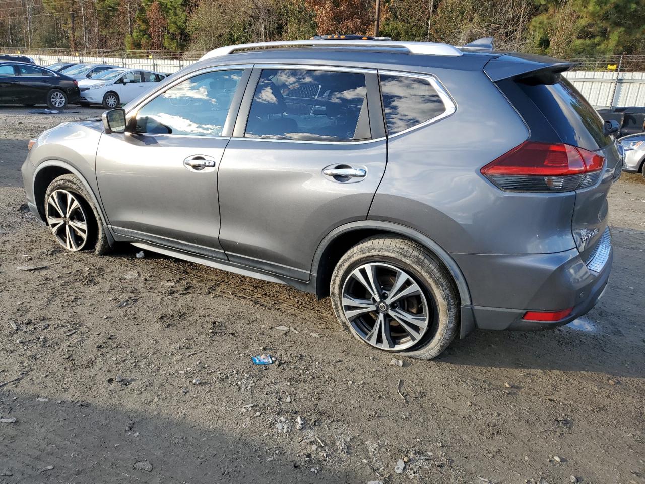 Lot #3301834392 2019 NISSAN ROGUE S