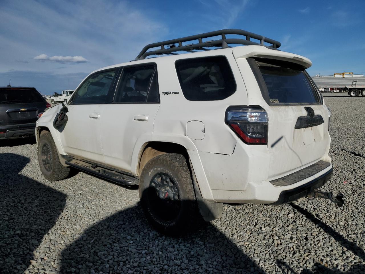 TOYOTA 4RUNNER SR5/SR5 PREMIUM