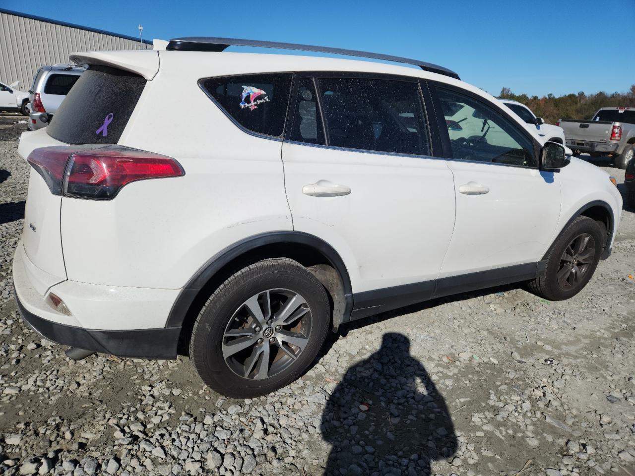 TOYOTA RAV4 XLE
