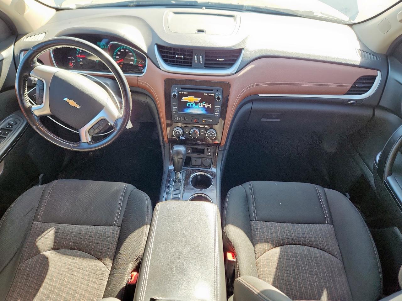 CHEVROLET TRAVERSE LT