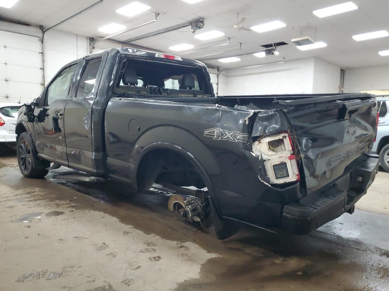 FORD F-150 SUPER CAB