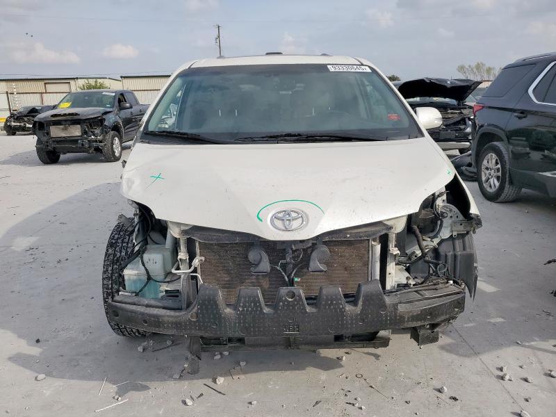 2016 TOYOTA SIENNA XLE #3318097401