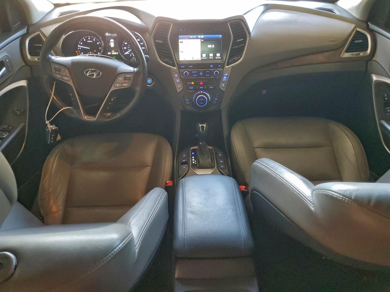 HYUNDAI SANTA FE SE ULTIMATE