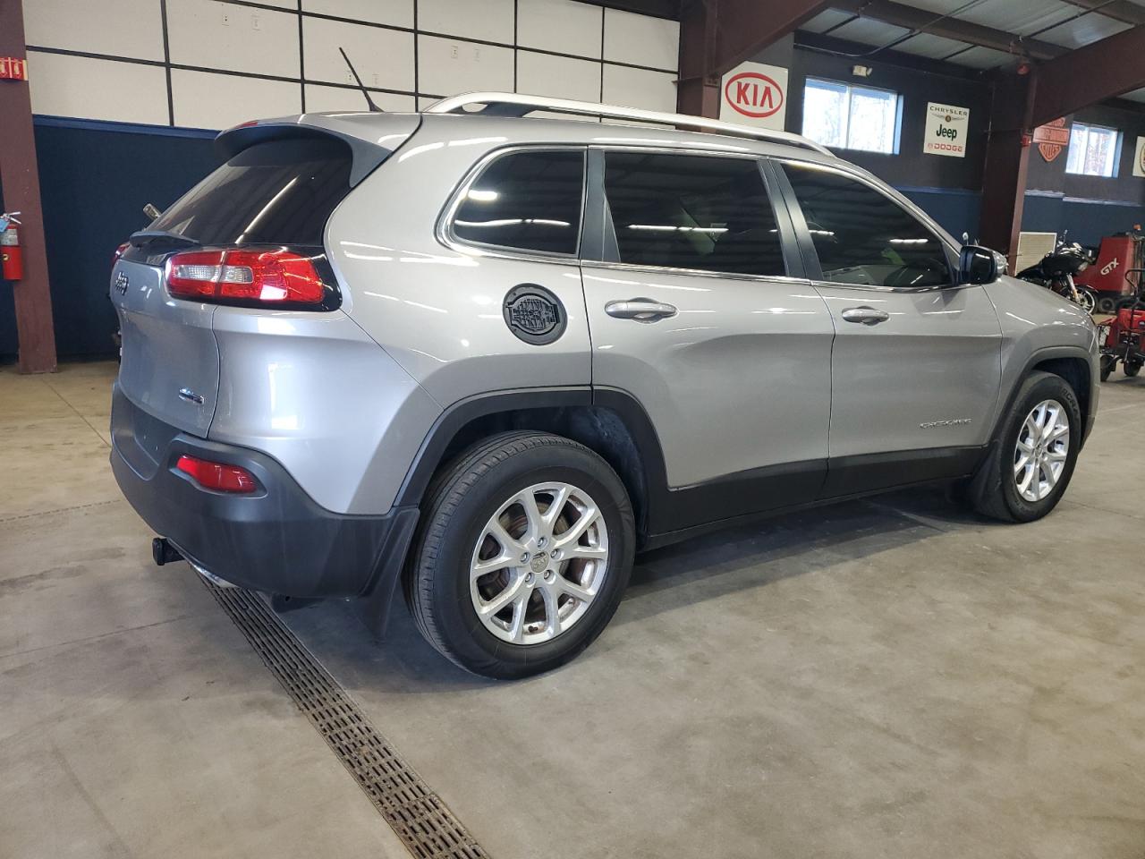 JEEP GRAND CHEROKEE LATITUDE