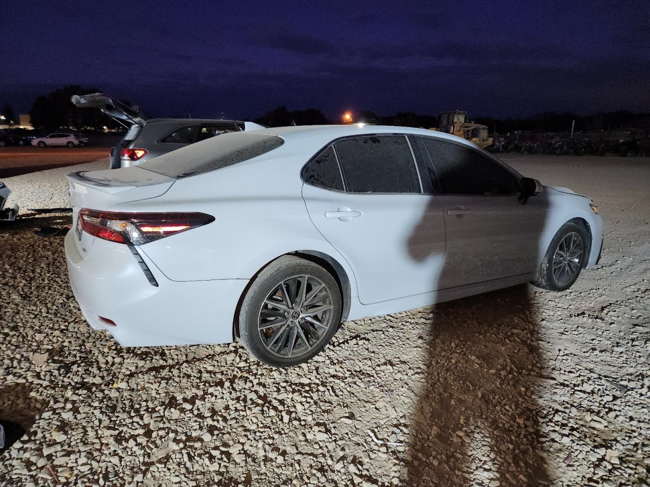 TOYOTA CAMRY SE NIGHT SHADE