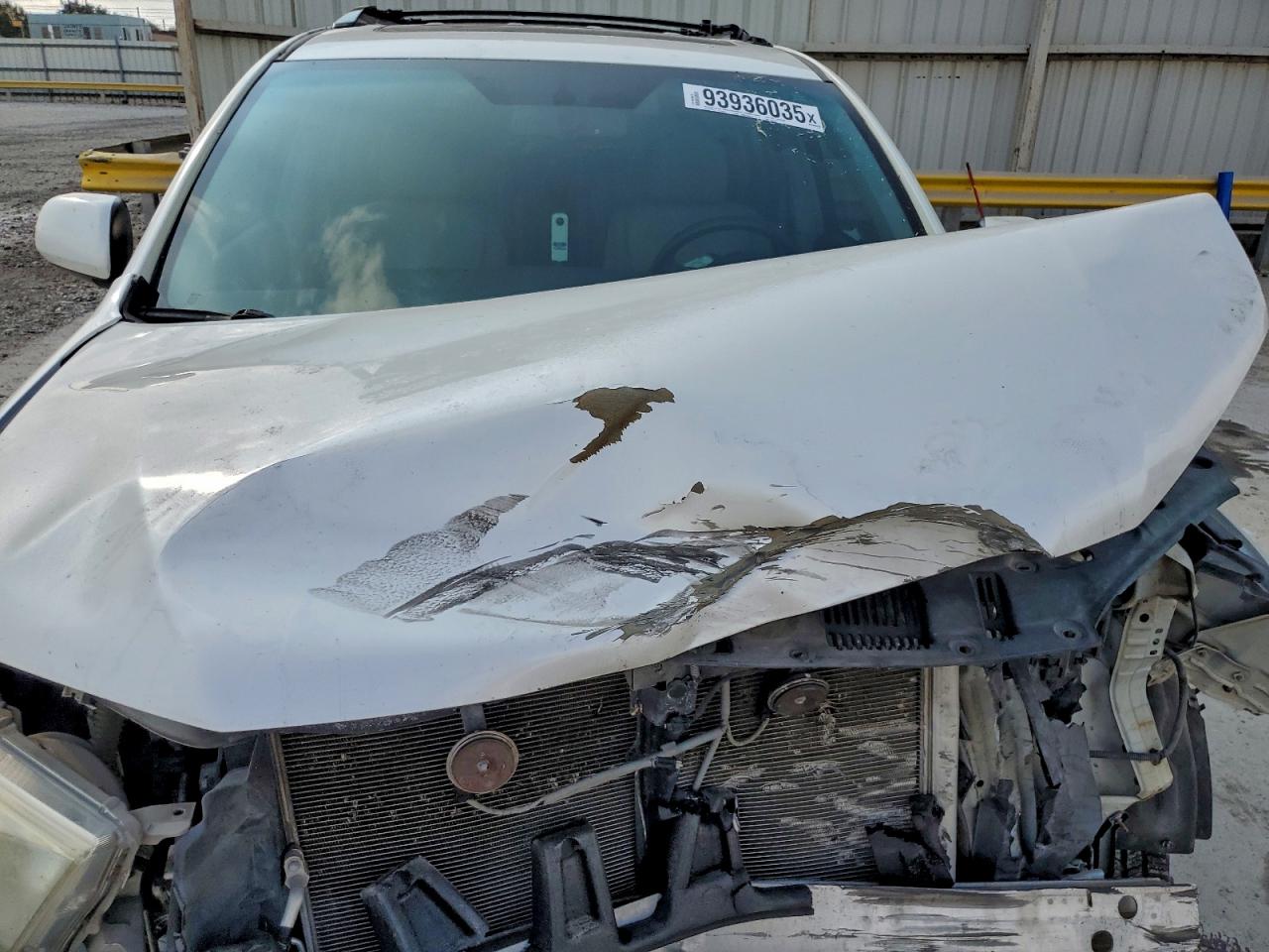 TOYOTA HIGHLANDER BASE