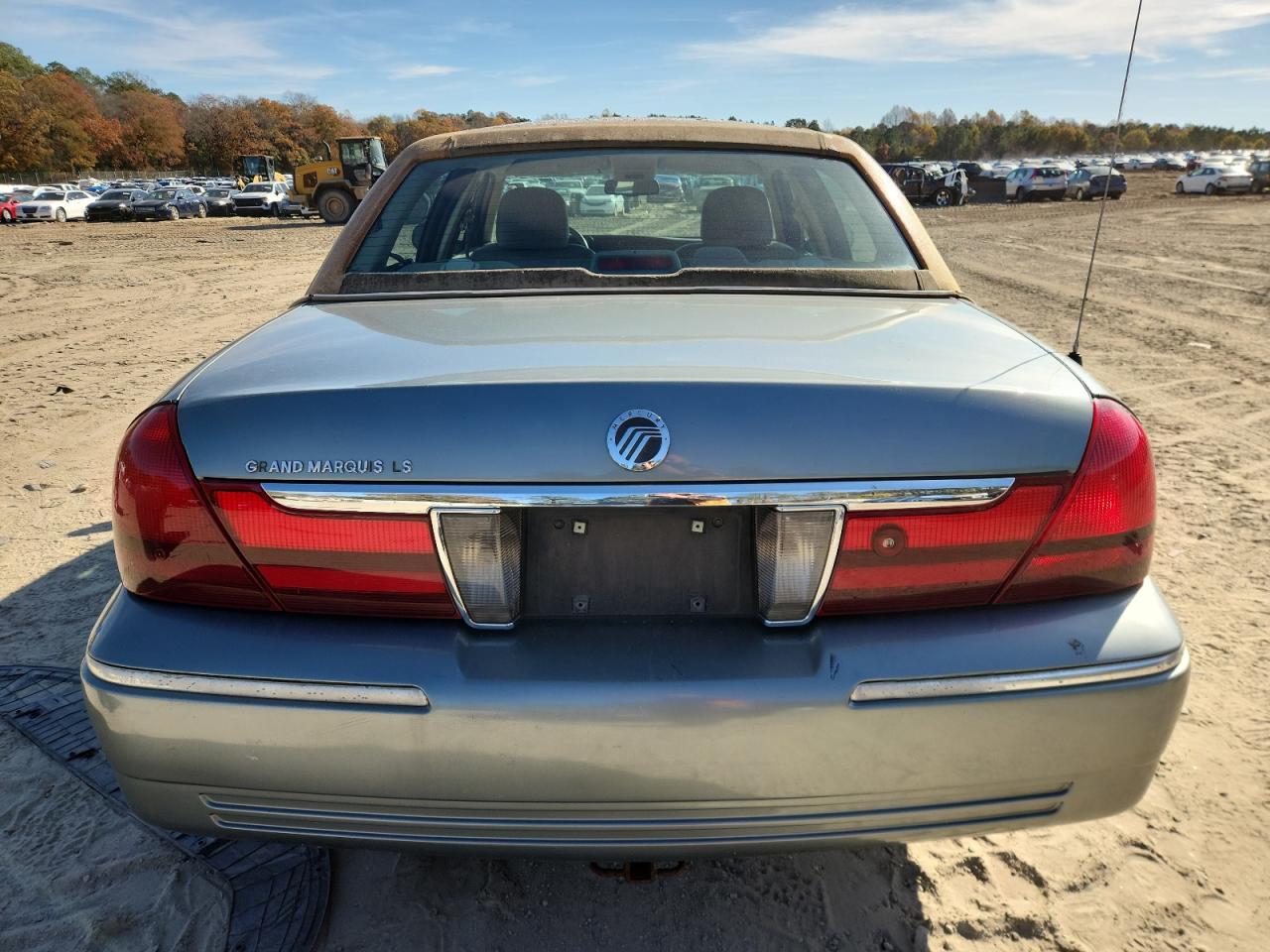 Lot #3302865909 2005 MERCURY GRAND MARQ