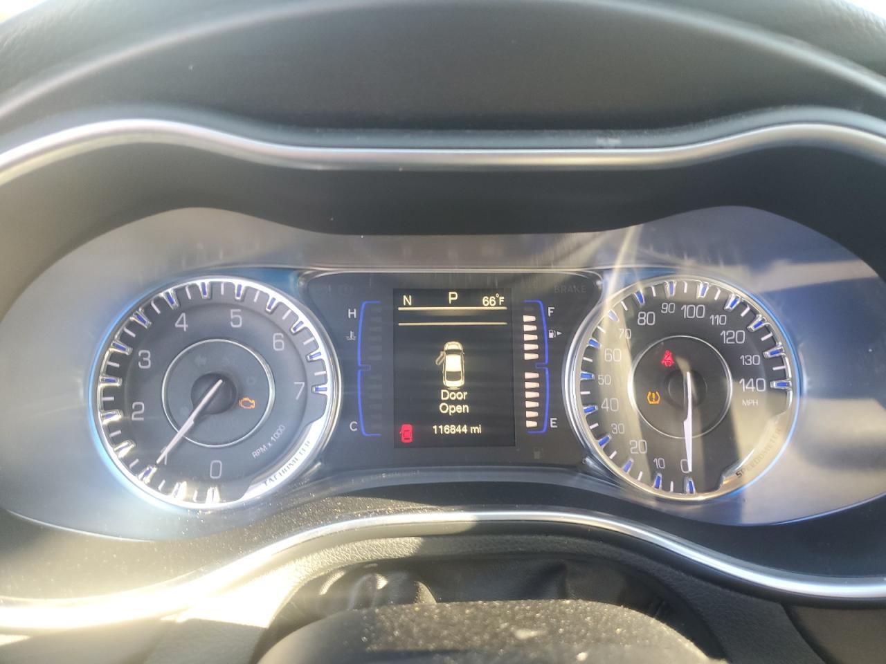 CHRYSLER 200 LIMITED