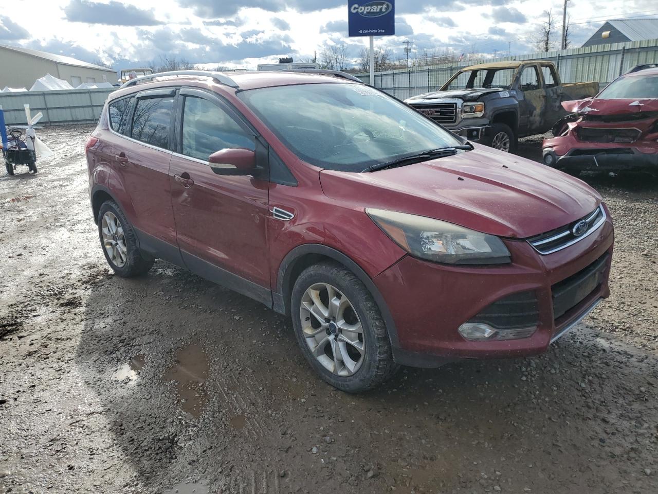 FORD ESCAPE TITANIUM