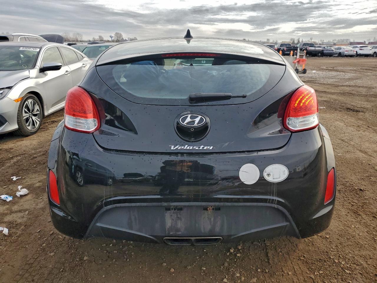 HYUNDAI VELOSTER