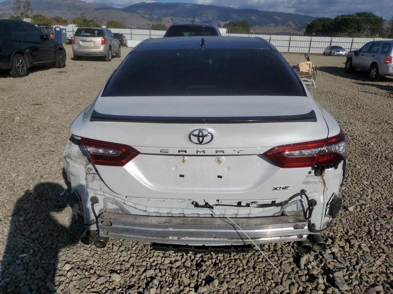 TOYOTA CAMRY XSE