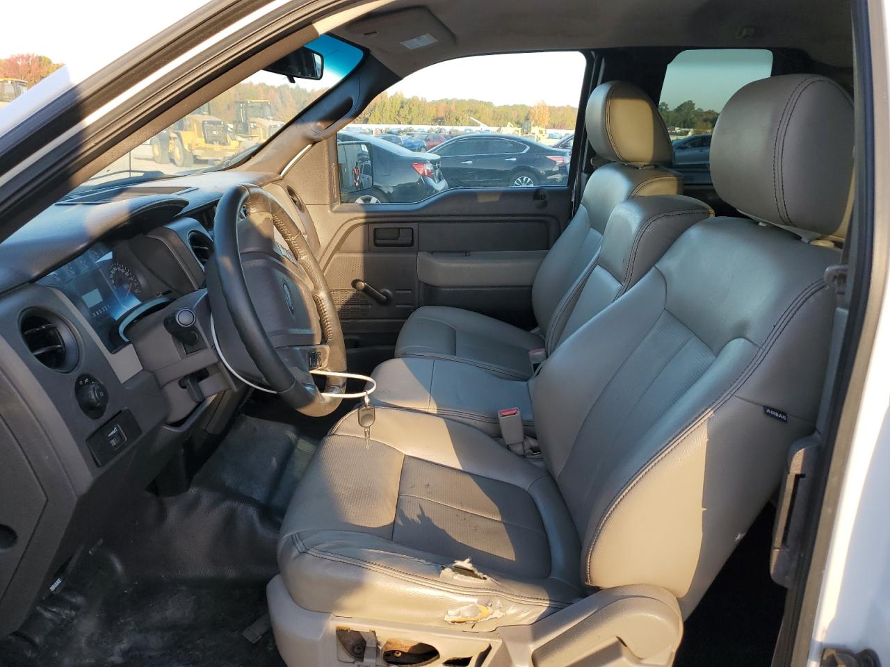 FORD F-150 SUPER CAB