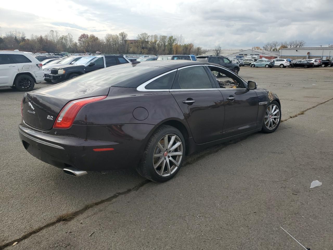 JAGUAR XJ