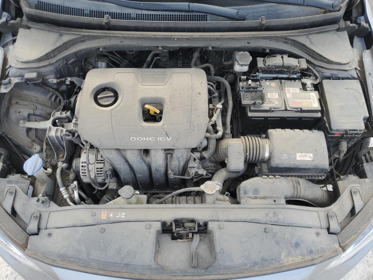 Lot #3301663657 2018 HYUNDAI ELANTRA SE