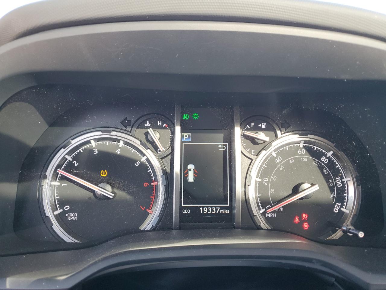 TOYOTA 4RUNNER SR5 PREMIUM