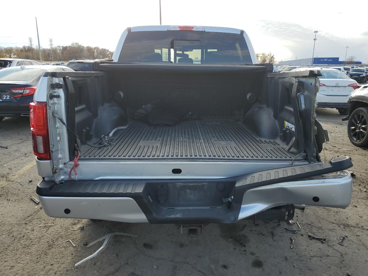 FORD F-150 SUPERCREW