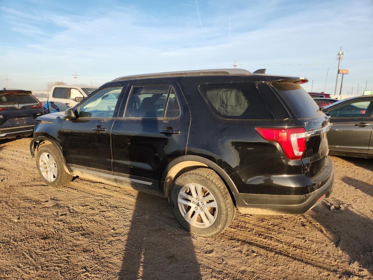 FORD EXPLORER XLT