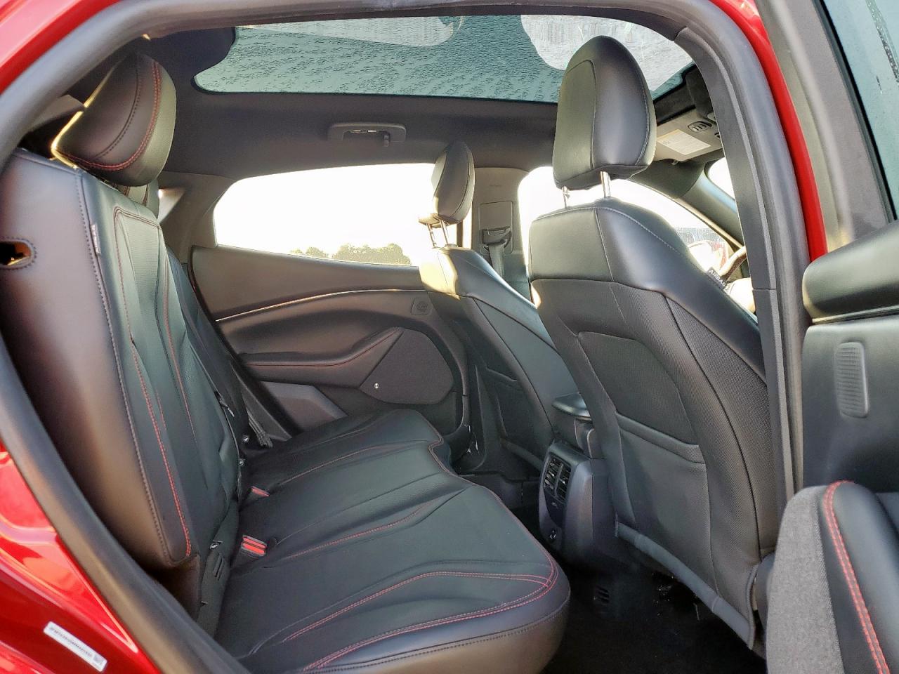 FORD MUSTANG PREMIUM