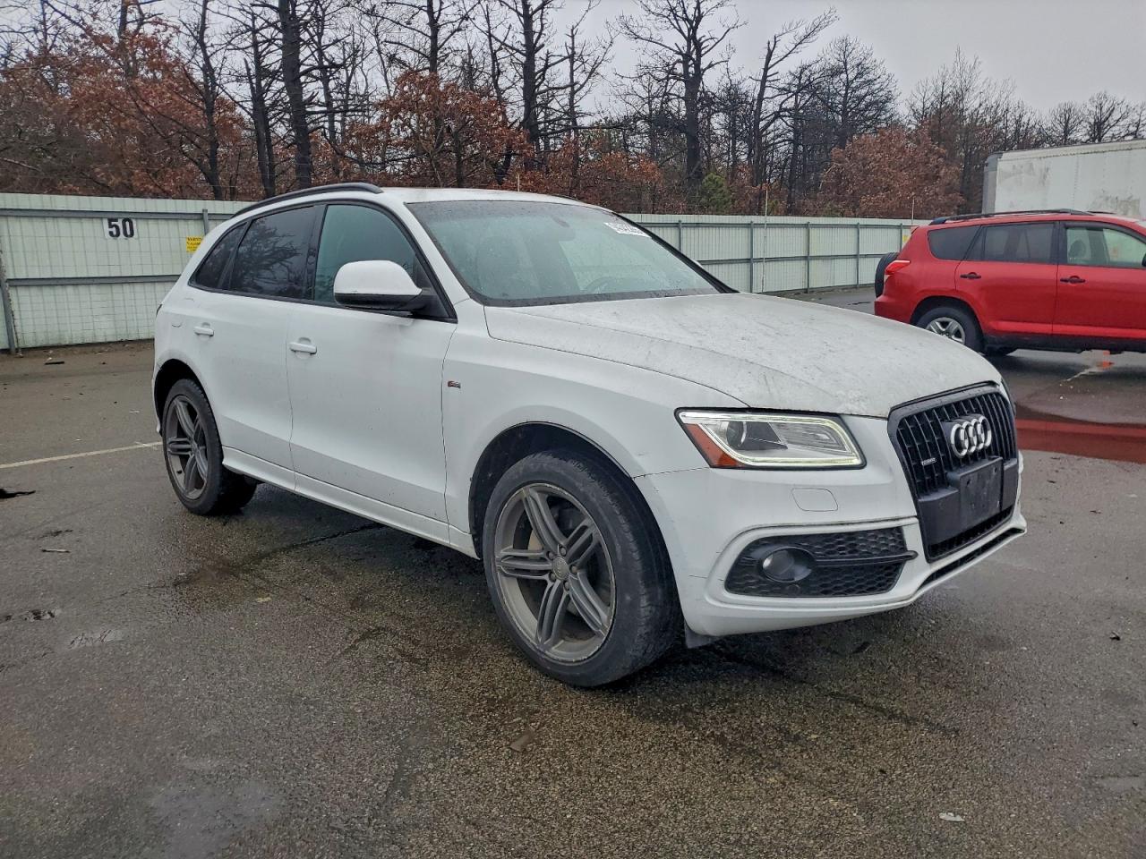 AUDI Q5 PREMIUM PLUS