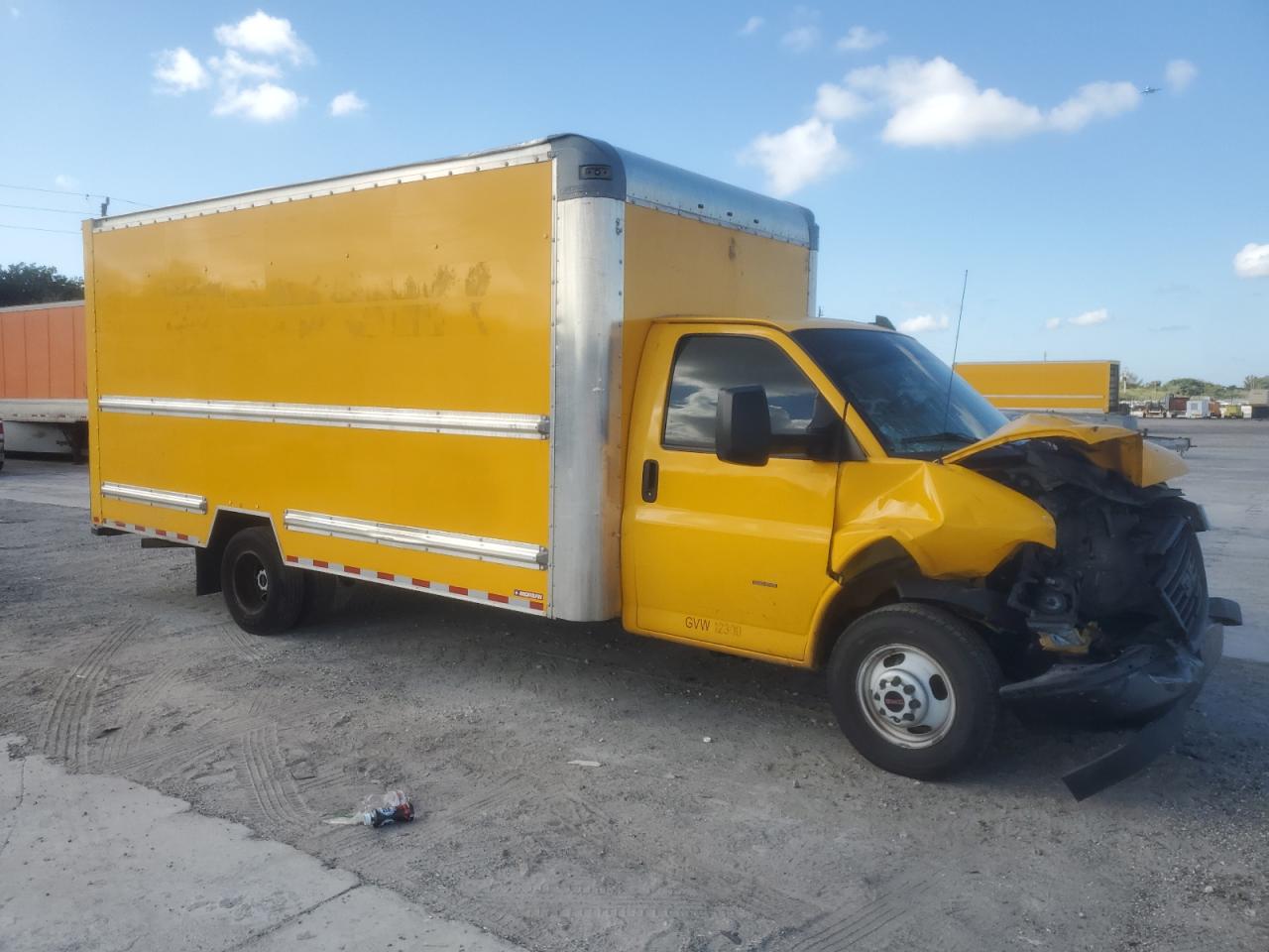 GMC SAVANA CUTAWAY G3500