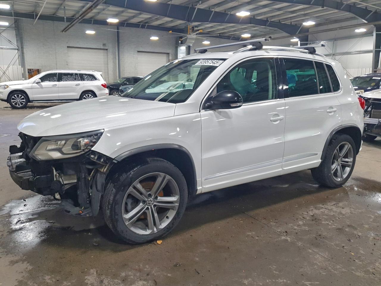 VOLKSWAGEN TIGUAN SPORT