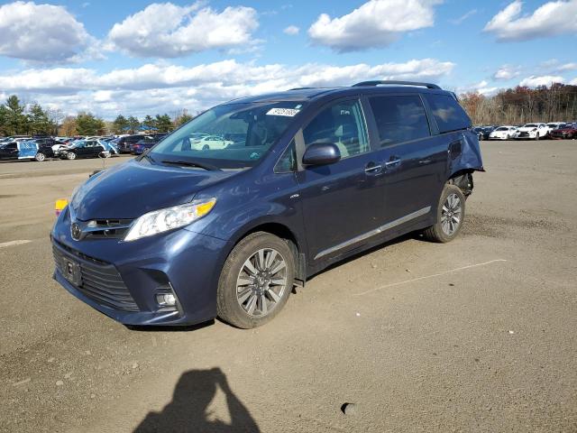 2019 TOYOTA SIENNA XLE #3286499156