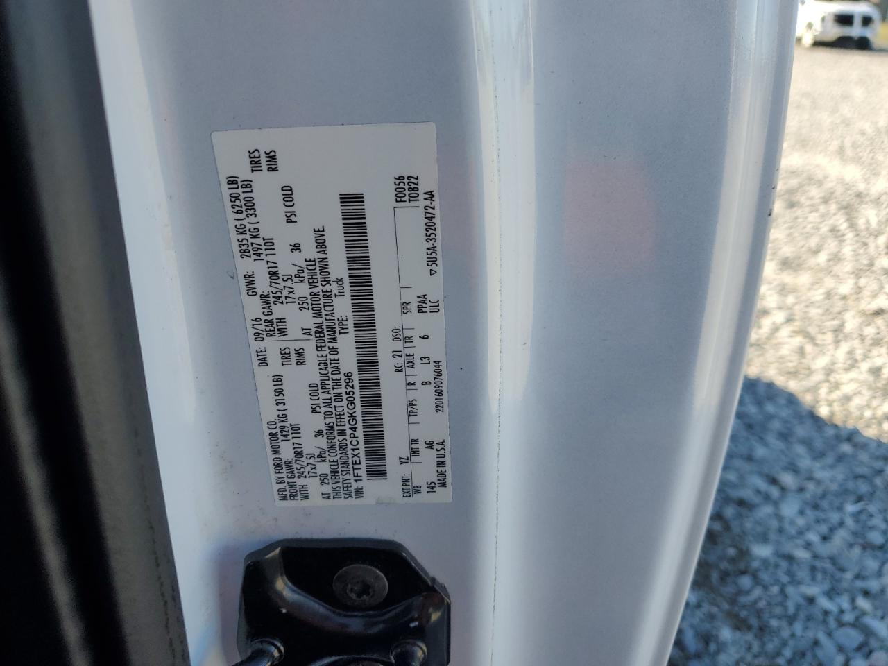 FORD F-150 SUPER CAB