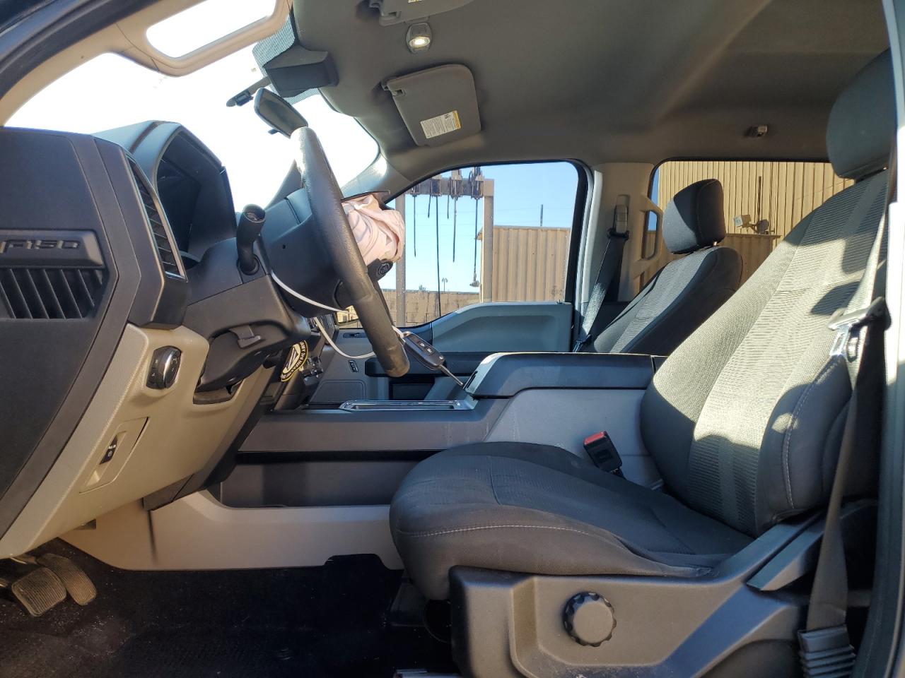 FORD F-150 SUPERCREW