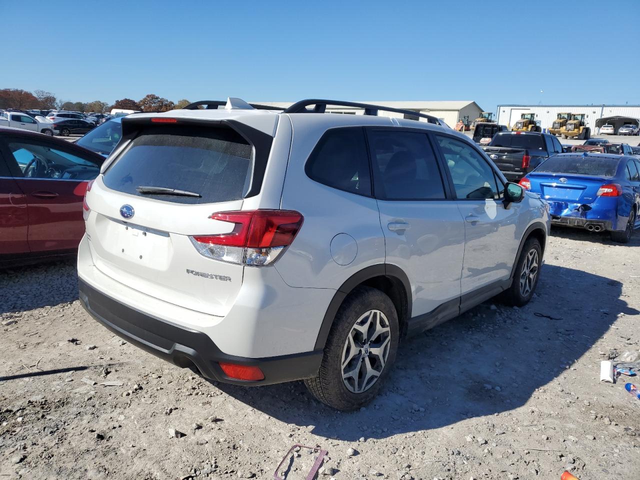 SUBARU FORESTER PREMIUM