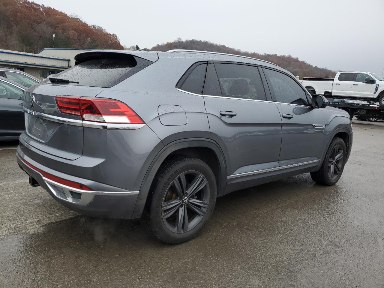 VOLKSWAGEN ATLAS CROSS SPORT SE